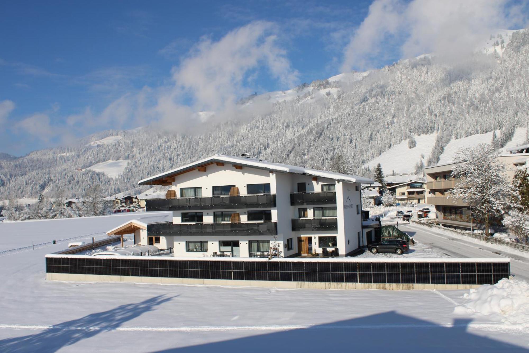 Kaiser - Familie Hall